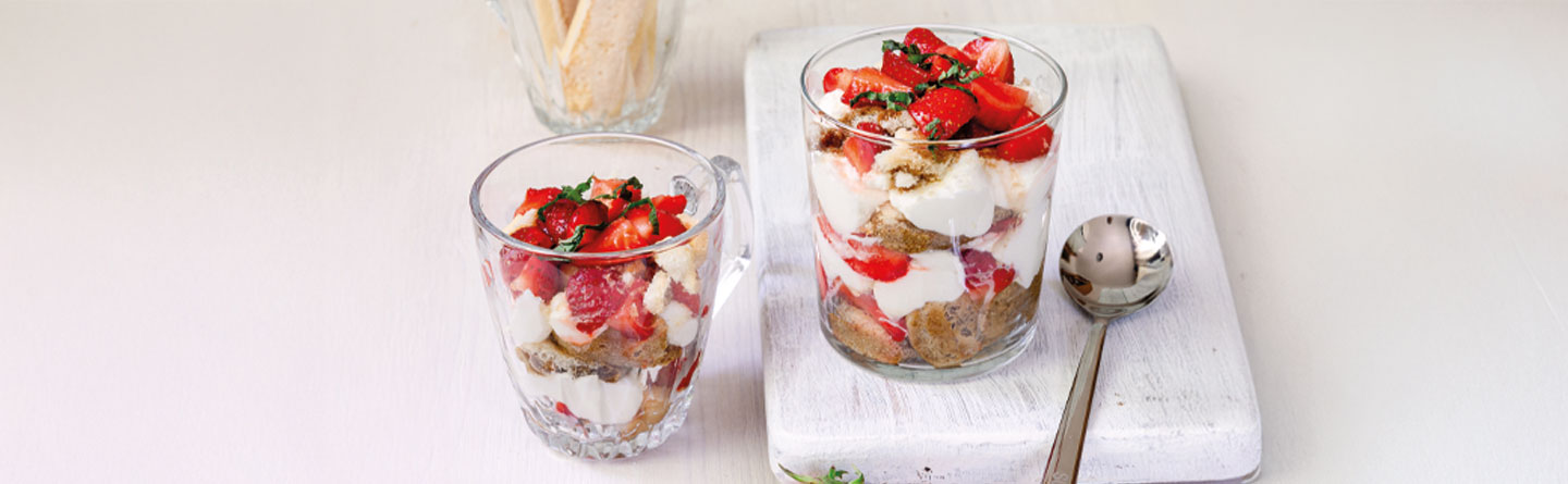 Fruchtiges Dessert mit italienischem Touch